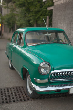 Retro car