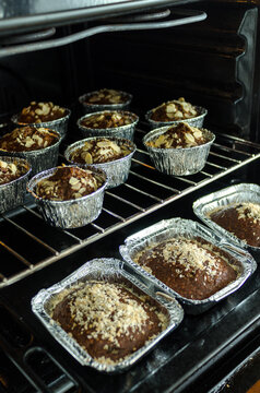 Delicious muffin cakes on cooling rack