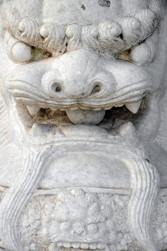 Chinese statue