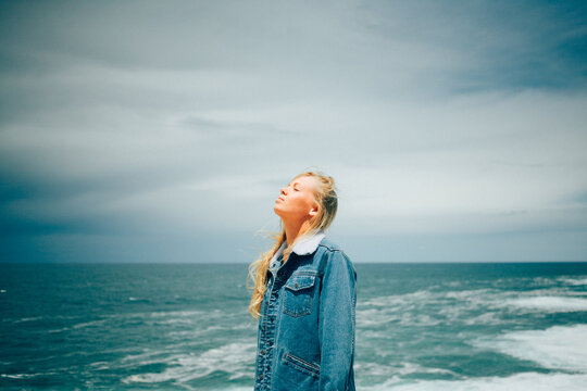 Looking to the sun