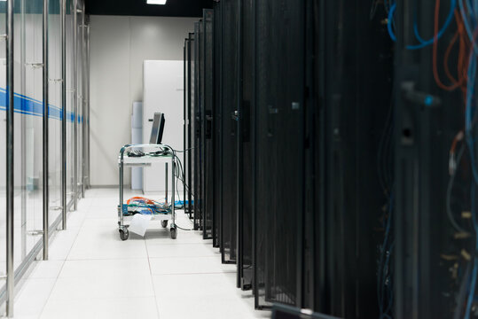 Moving cart in datacenter