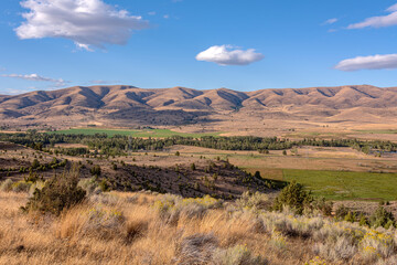 Tygh valley landscape in rural Oregon.