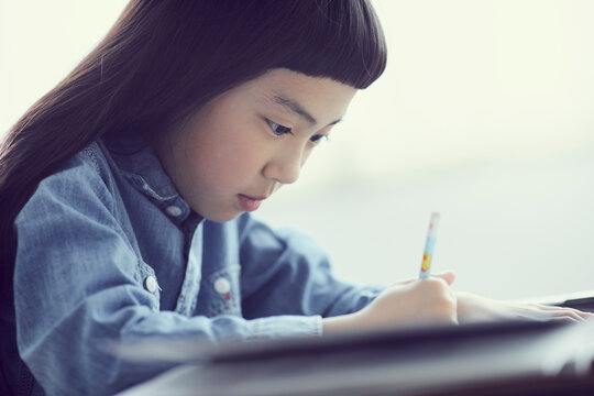 「勉学」の画像 - 2,234 件の Stock 写真、ベクターおよびビデオ | Adobe Stock