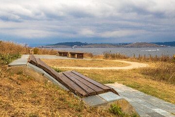 Obraz premium leaning bench to look at the stars at night