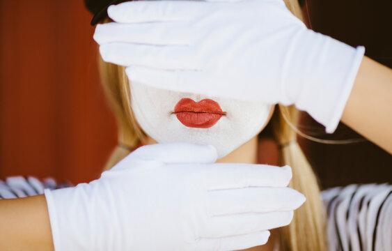 Female Mime