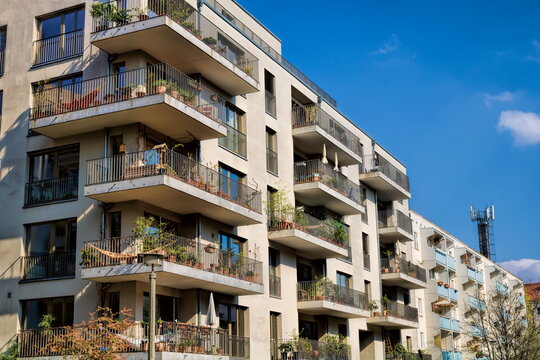 berlin, deutschland  - neubau im b&ouml;tzowviertel in prenzlauer berg