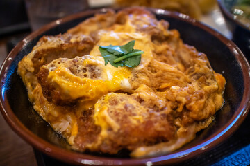 日本の丼もの　カツ丼