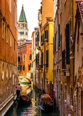 Fotobehang typische oude gondel in Venetië? © fottoo