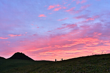 四国で最も美しい山「三嶺（さんれい、みうね）」と西熊山