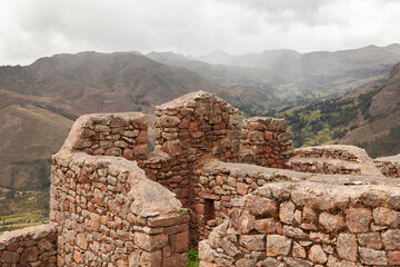 Fototapeta na wymiar Archaeological Park of Pisac, ruins and constructions of the ancient Inca city, near the Vilcanota river valley, Peru.