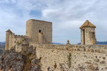 Fototapeta na wymiar antiguo castillo de Olvera en la provincia de Cádiz, Andalucía