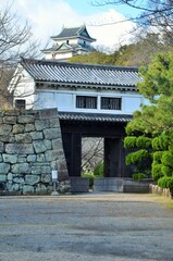 和歌山城 天守閣と岡口門