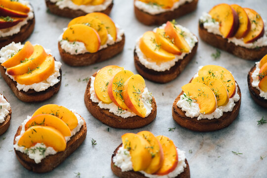 Peach ricotta bruschettas