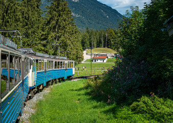 Zugspitzbahn in Bayern auf der Fahrt ins Tal