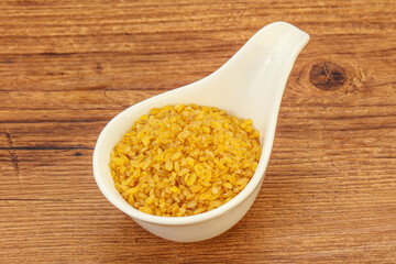 Vegetarian cuisine - dry bulgur for cooking