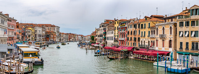 Desert Venice, a wonderful city during the virus emergency