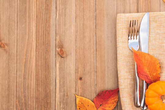 Autumn Thanksgiving Table Setting