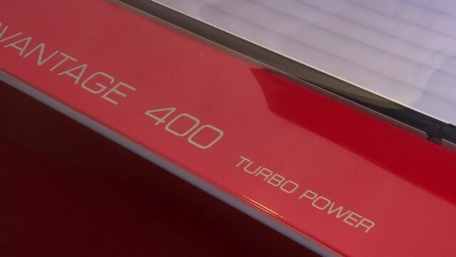 Advantage 400 Tanning Bed Logo - zoom out panning right shot