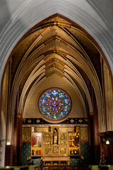 Obraz premium ANTWERP, BELGIUM - October 2, 2019: Interiors, paintings, stained glass and details of Notre dame d'Anvers cathedral in Antwerp, Flemish region, Belgium