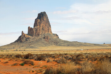 Ahathla - El Capitan - Monument Valley