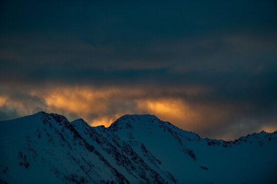 sunrise in the mountains © Ingmar