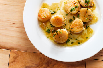 Seared Portuguese Garlic Scallops