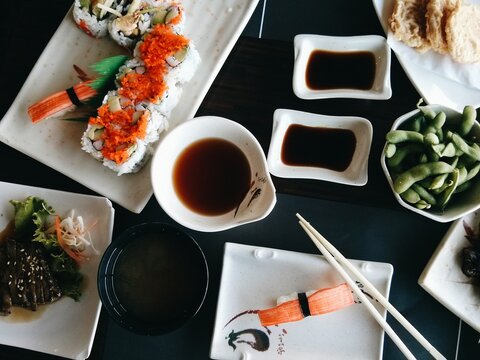 Sushi lunch date