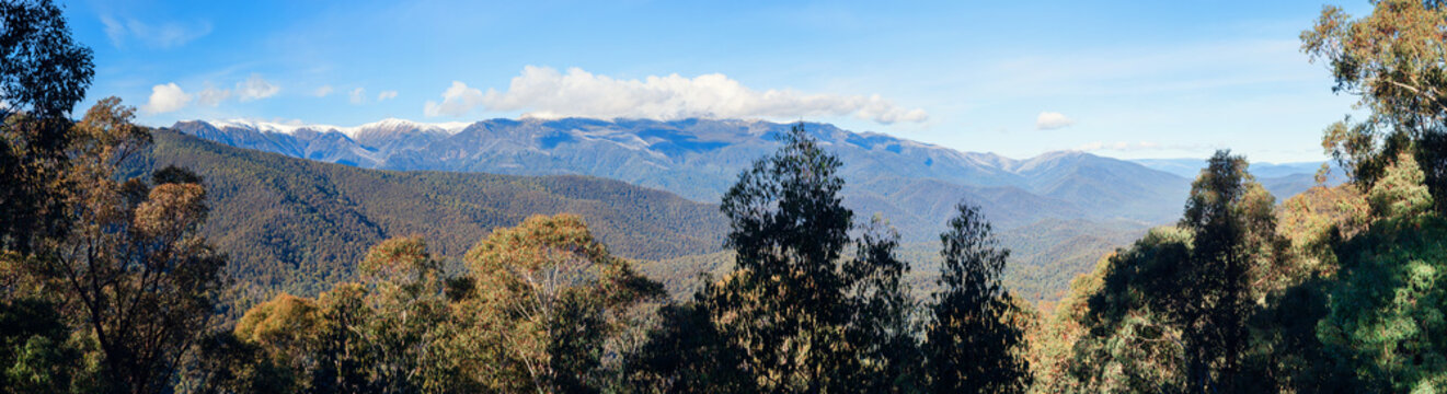 first sprinkle of snow on Australian Alps