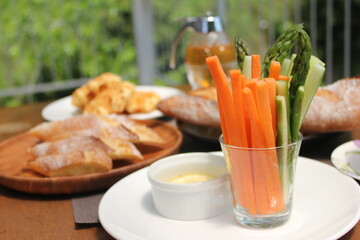 ニンジンとアスパラ