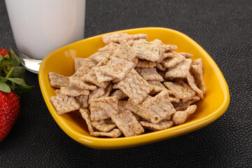 Wheat flakes for breakfast