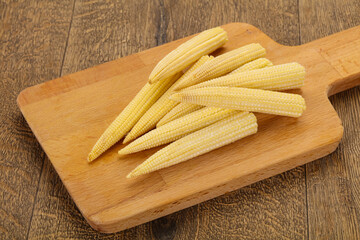 Raw baby corn