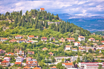 Fototapeta premium Town of Sinj in Dalmatia hinterland aerial view