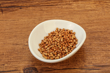 Coriander seeds in the bowl