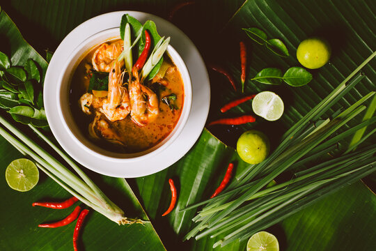 Tom Yum Kung styling on banana leaves