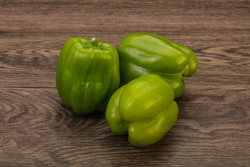 Green sweet bell pepper heap