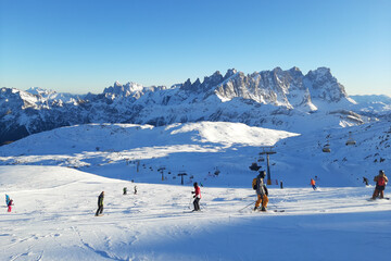 Fototapeta na wymiar Ski Area Dolomiti Veneto Italia