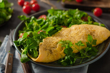 Egg omelette with salad