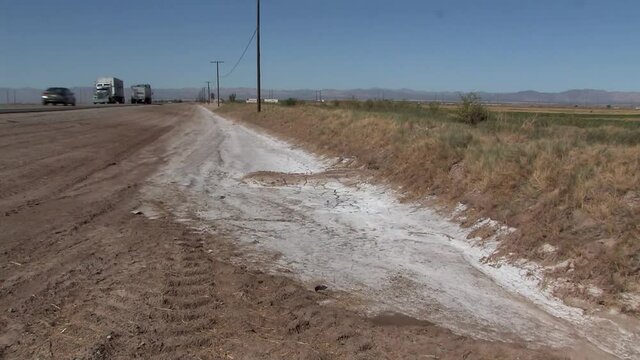 Dryland salinity in Southern California due to heat near Salton Sea.