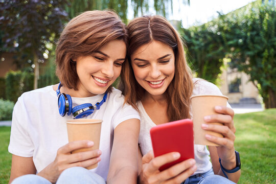 Girls looking at the smartphone