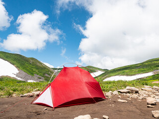 テント泊 登山 夏 絶景