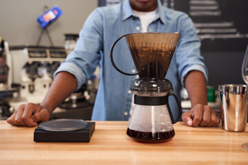 Coffee maker, kettle with thermometer and digital scale