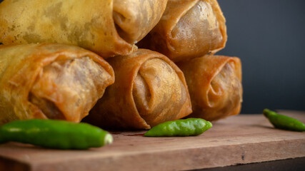 Indonesian rolls, Indonesian cuisine, Lumpia Semarang or Lunpia,