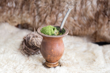yerba mate. ceramica mate cup. chimarrão