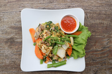 stir fried vegetable with pork