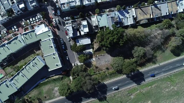 footage in Cape town city center in South Africa with a DJI phantom 4 Pro, here you can see the coast, the city and hills around the area