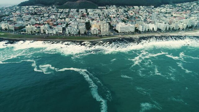 footage in Sea Point Cape town south africa with a DJI phantom 4 Pro, here you can see the coast, the city and hills around the area