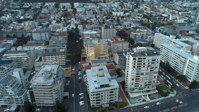 footage in Sea Point Cape town south africa with a DJI phantom 4 Pro, here you can see the coast, the city and hills around the area