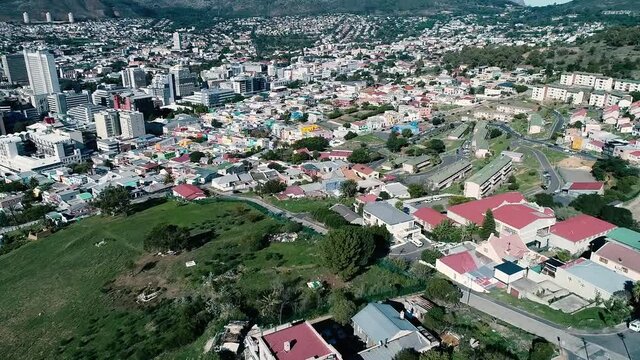 footage in Sea Point Cape town south africa with a DJI phantom 4 Pro, here you can see the coast, the city and hills around the area