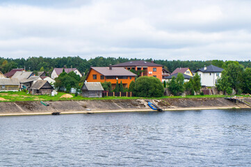 Nice view of suburban town with lakeside cottages