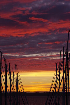 Abendhimmel am Hafen von Ebeltoft